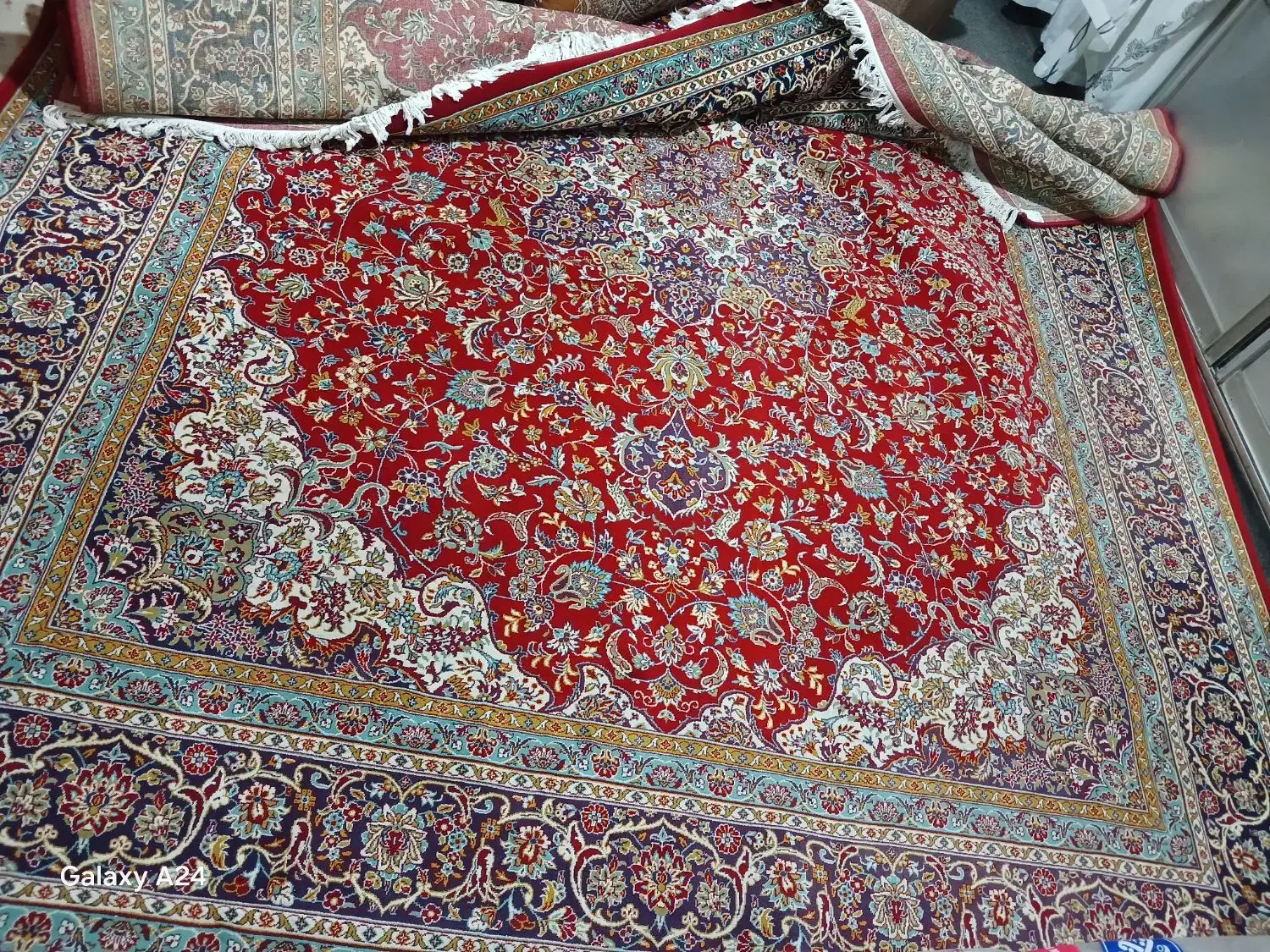 فرش ۱۲متری ماشینی لاکی -کارکرده -|فرش|ری, فیروزآبادی|دیوار
