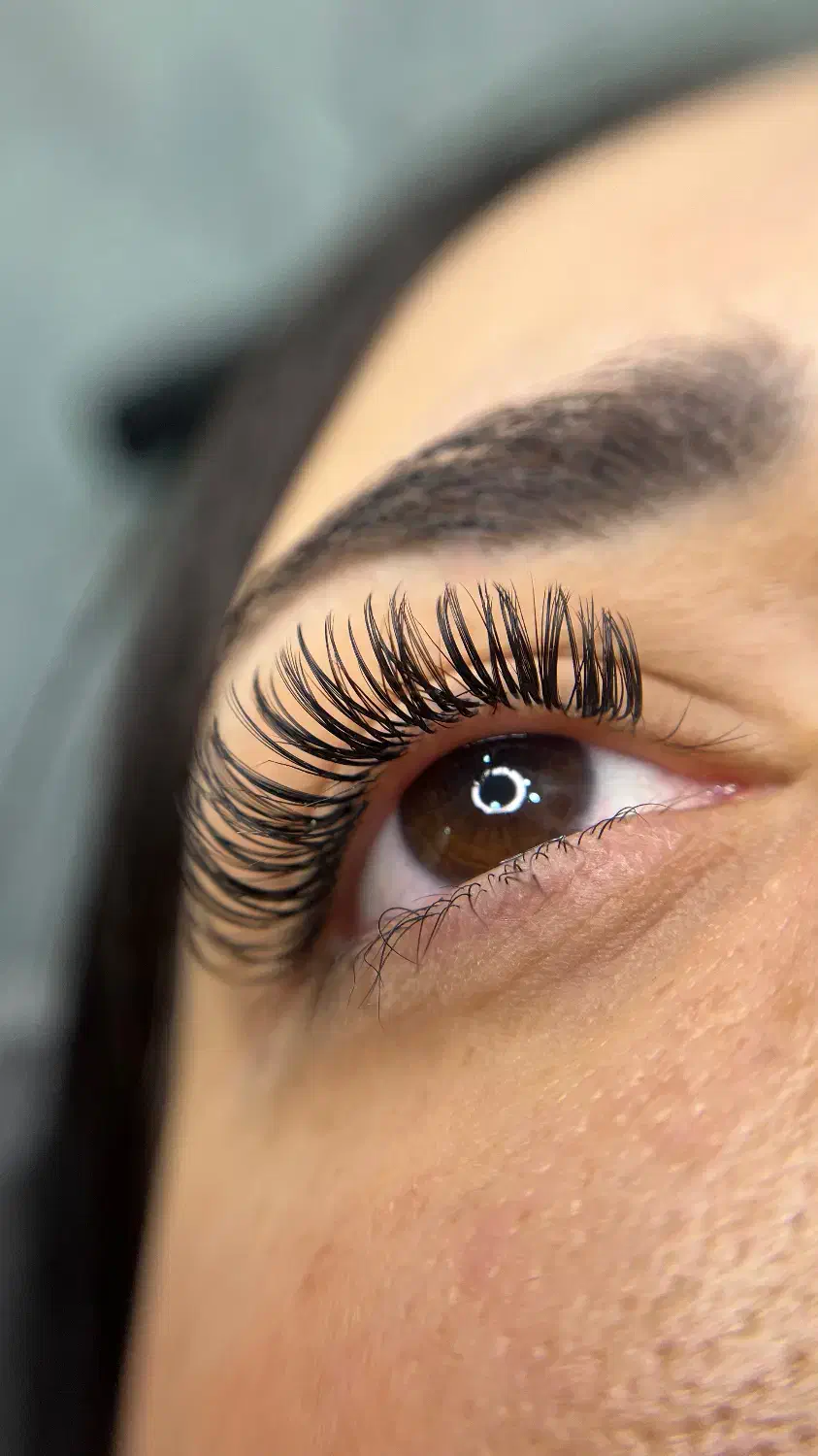 اکستنشن مژه|خدمات آرایشگری و زیبایی|رشت, فرزانه|دیوار