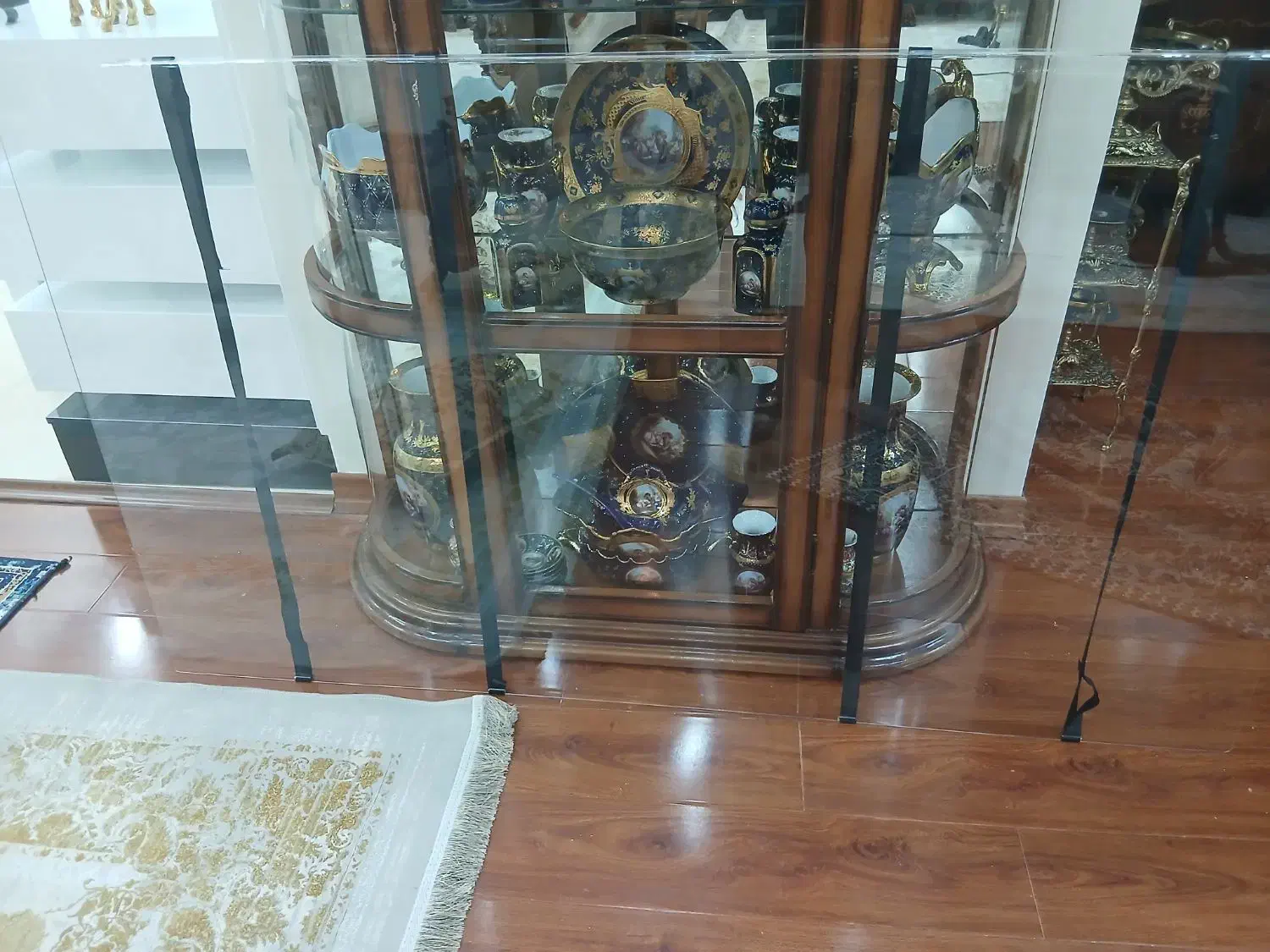 گارد تلویزیون|تلویزیون و پروژکتور|خرمآباد, |دیوار