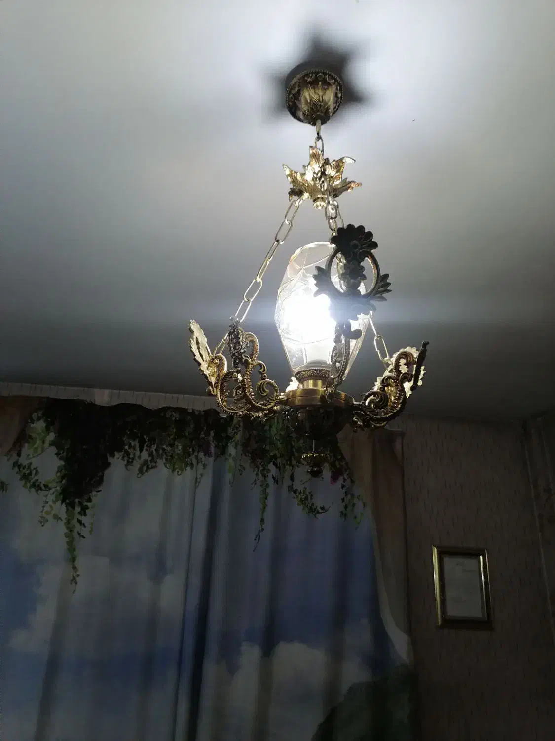 مبل در حد نو سالمه سالم + ۳تا میز جلو مبلی|مبلمان خانگی و میز عسلی|مشهد, جاهد شهر|دیوار