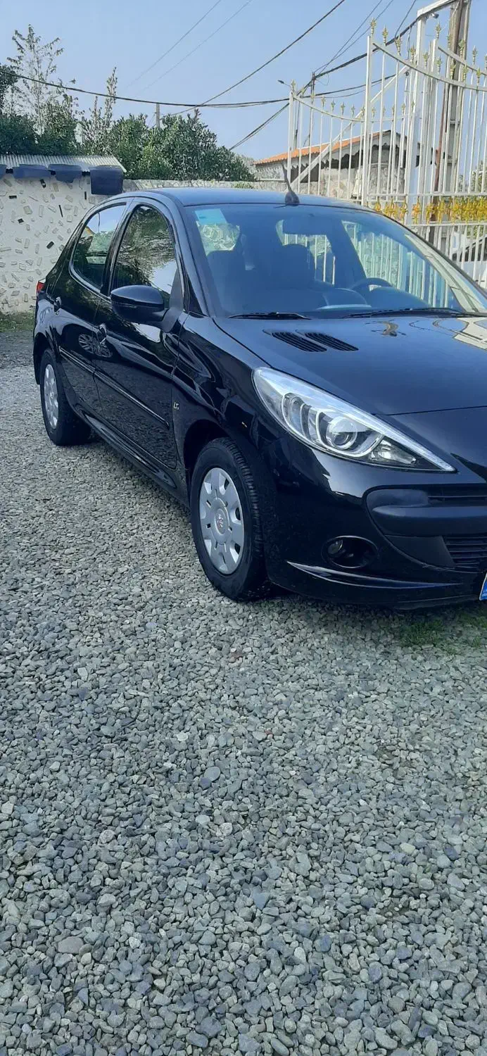 پژو۲۰۷دنده|خودرو سواری و وانت|رودسر, |دیوار