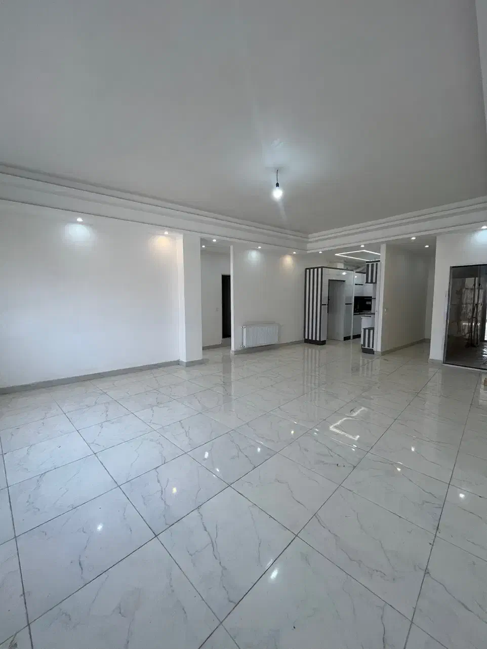 فروش واحد ۹۹متری نوساز ( فایل شکاری)|فروش آپارتمان|صومعهسرا, |دیوار