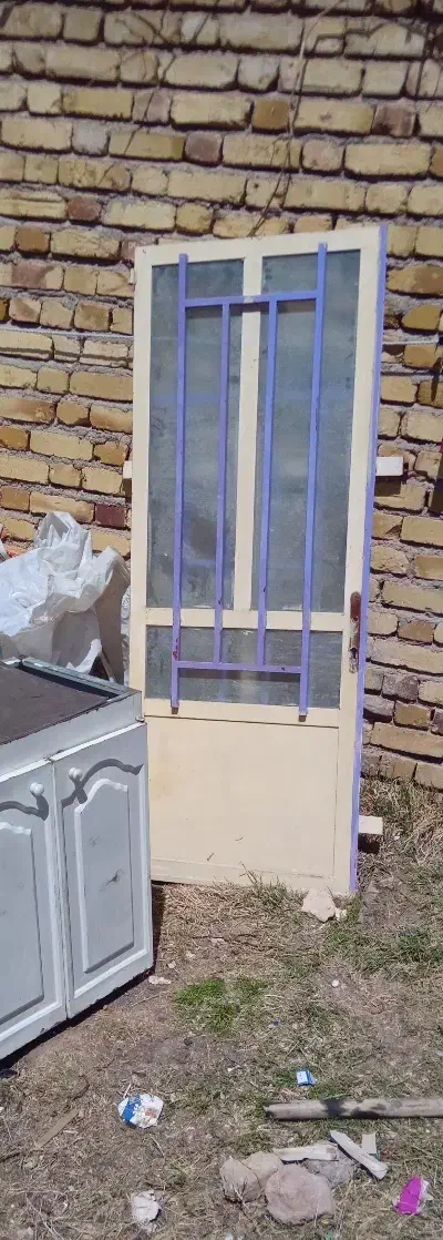 در‌اهنی‌بدون‌کلاف|مصالح و تجهیزات ساختمان|قیدار, |دیوار