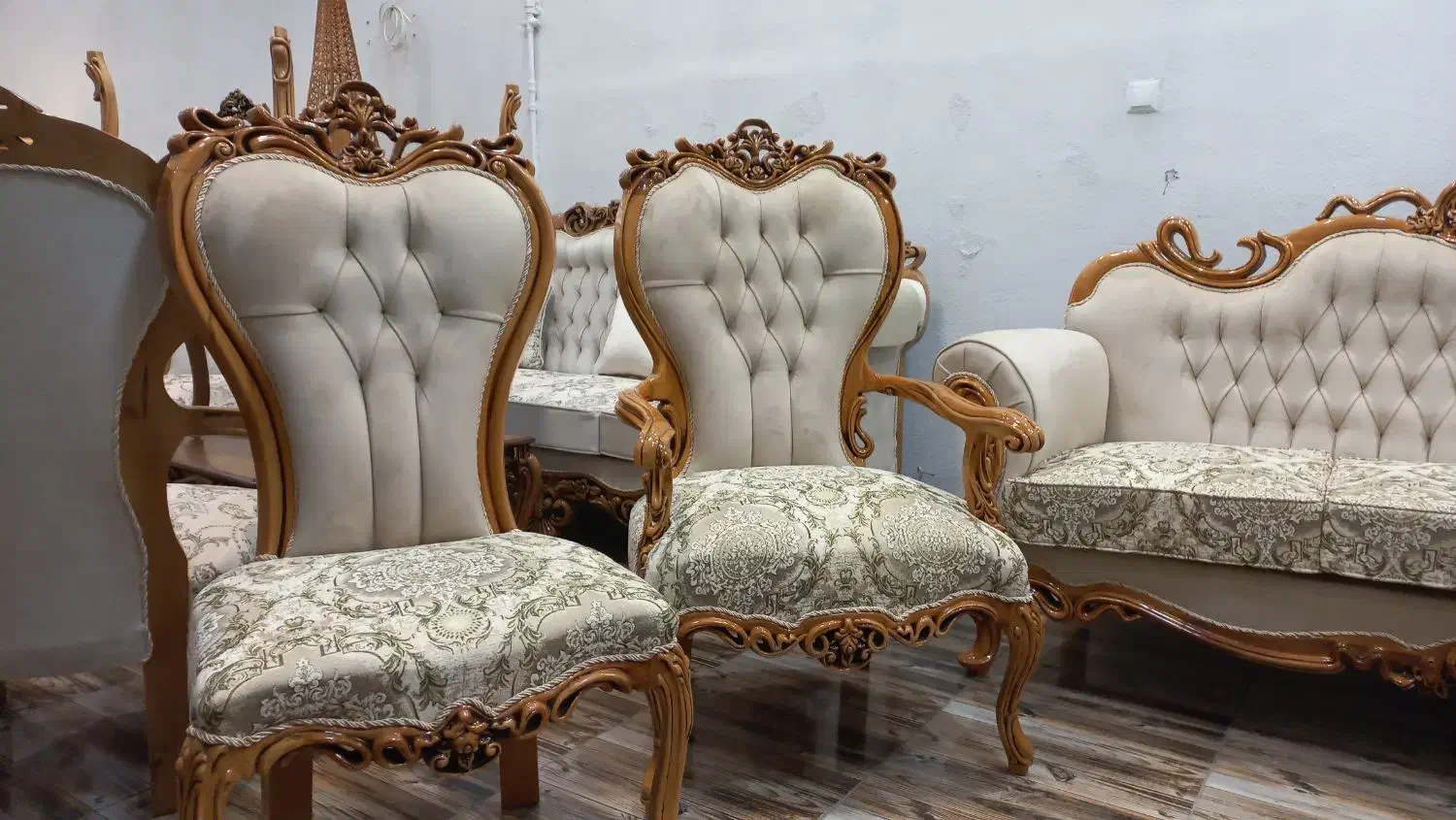 مبل افسون|مبلمان خانگی و میز عسلی|کوهپایه, |دیوار