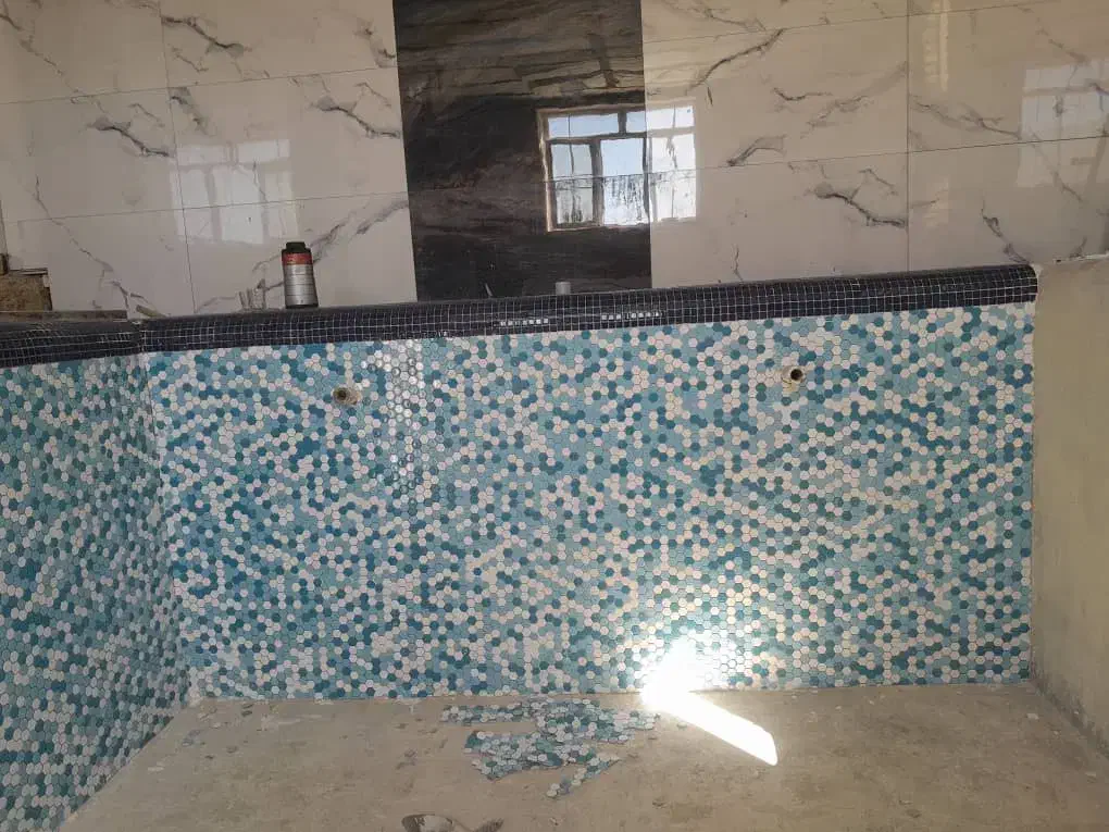 عایق کاری و نصب کاشی استخری|خدمات پیشه و مهارت|اراک, |دیوار