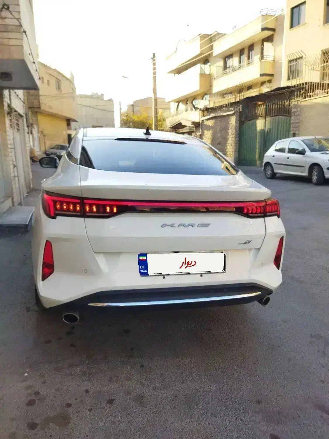 kmc j7|خودرو سواری و وانت|اصفهان, کوی سپاهان|دیوار