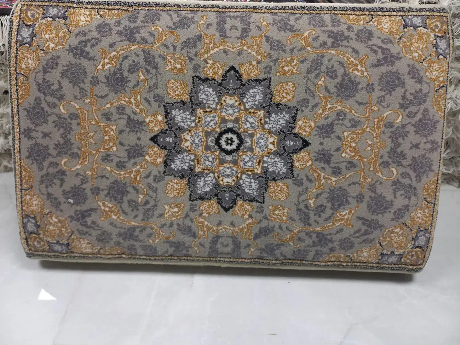 فروش انواع پشتی به قیمت تولیدی|پشتی|کرمانشاه, |دیوار