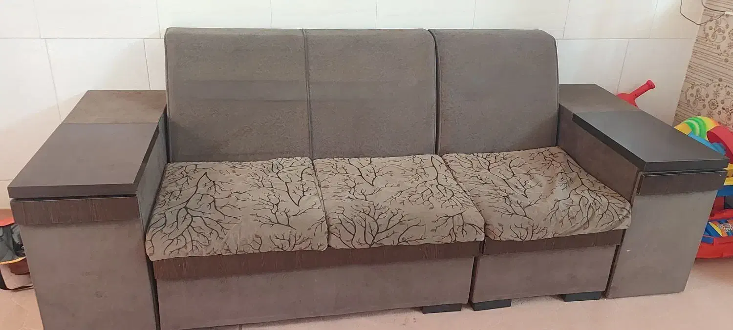 مبل|مبلمان خانگی و میز عسلی|قم, یزدان‌شهر|دیوار