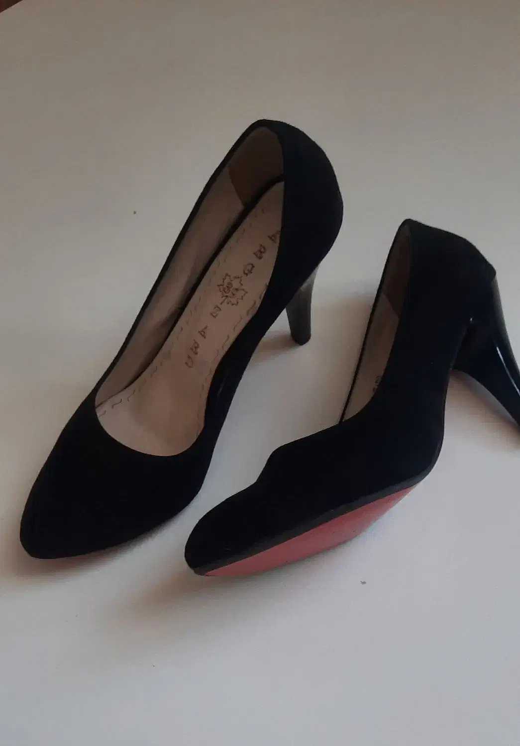 کفش مجلسی|کیف، کفش، کمربند|گناباد, |دیوار