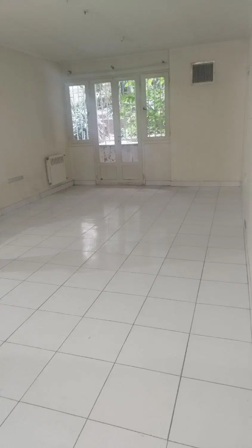 معلم.مرودشت.96متر 2خوابه،تخلیه روبه پارک|اجارهٔ آپارتمان|تهران, حشمتیه|دیوار