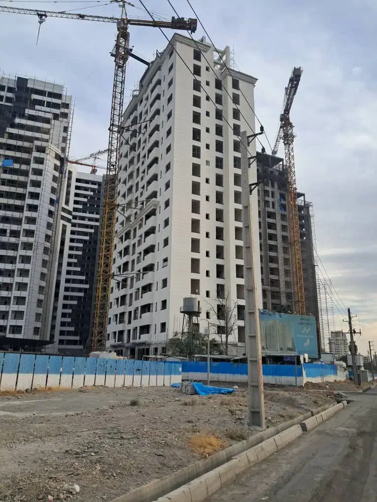 آپارتمان لوکس 88متری 2خواب طبقه9 نوساز کوهک