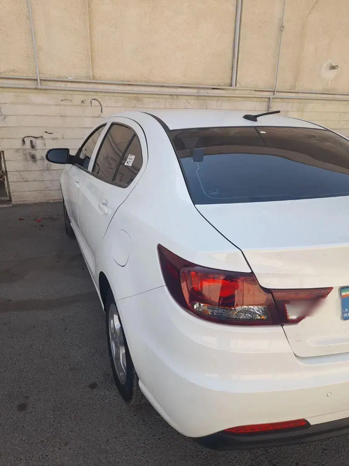 شاهین بدون سانروف مدل ۴۰۳ بیرنگ|خودرو سواری و وانت|اندیشه, اندیشه فاز ۲|دیوار