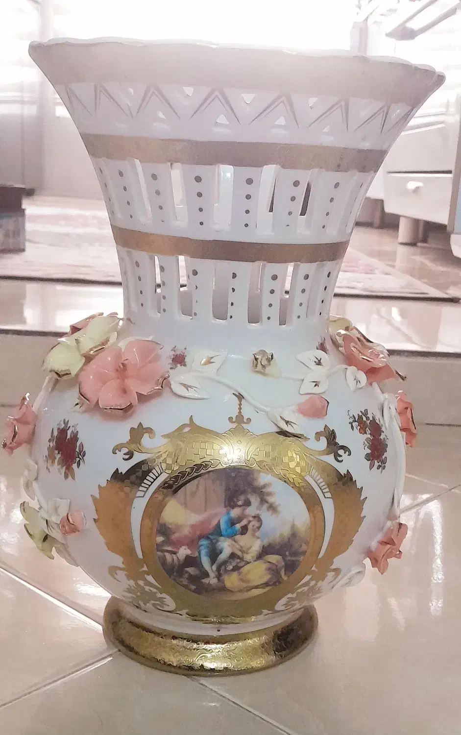 گلدان چینی|مجسمه، تندیس، ماکت|تهران, افسریه جنوبی|دیوار