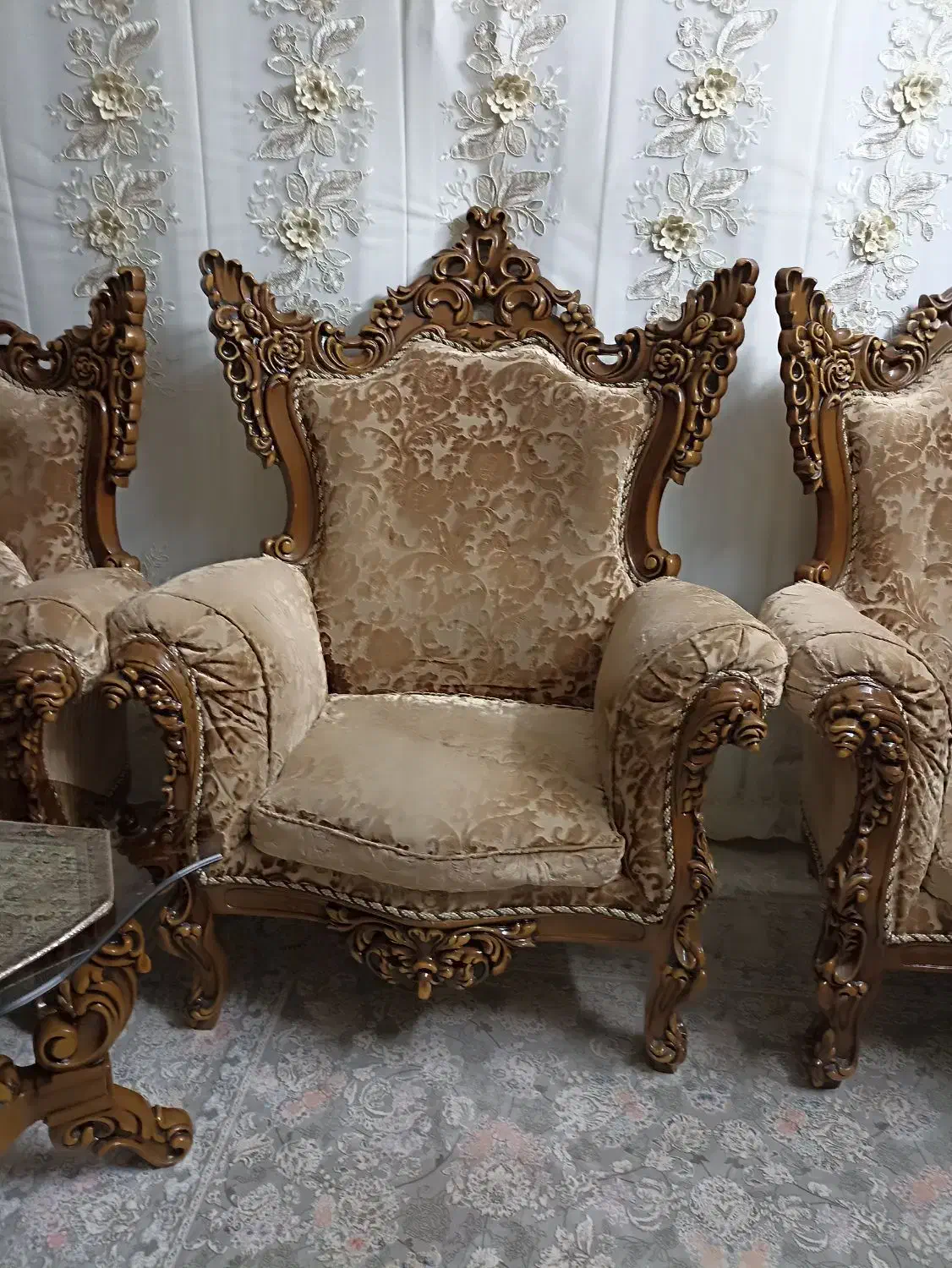 مبل سلطنتی کار دست|مبلمان خانگی و میز عسلی|قم, عمار یاسر|دیوار