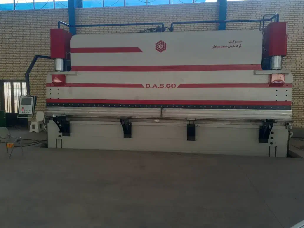 فروش دستگاه برک 400تن 7متری|ماشین‌آلات صنعتی|همدان, |دیوار