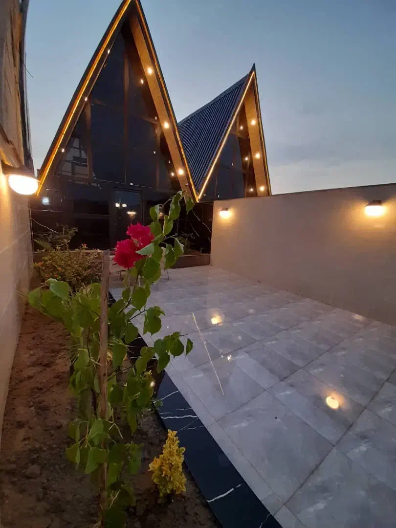 کلبه سوئیسی|اجارهٔ کوتاهمدت ویلا و باغ|سرخرود, |دیوار