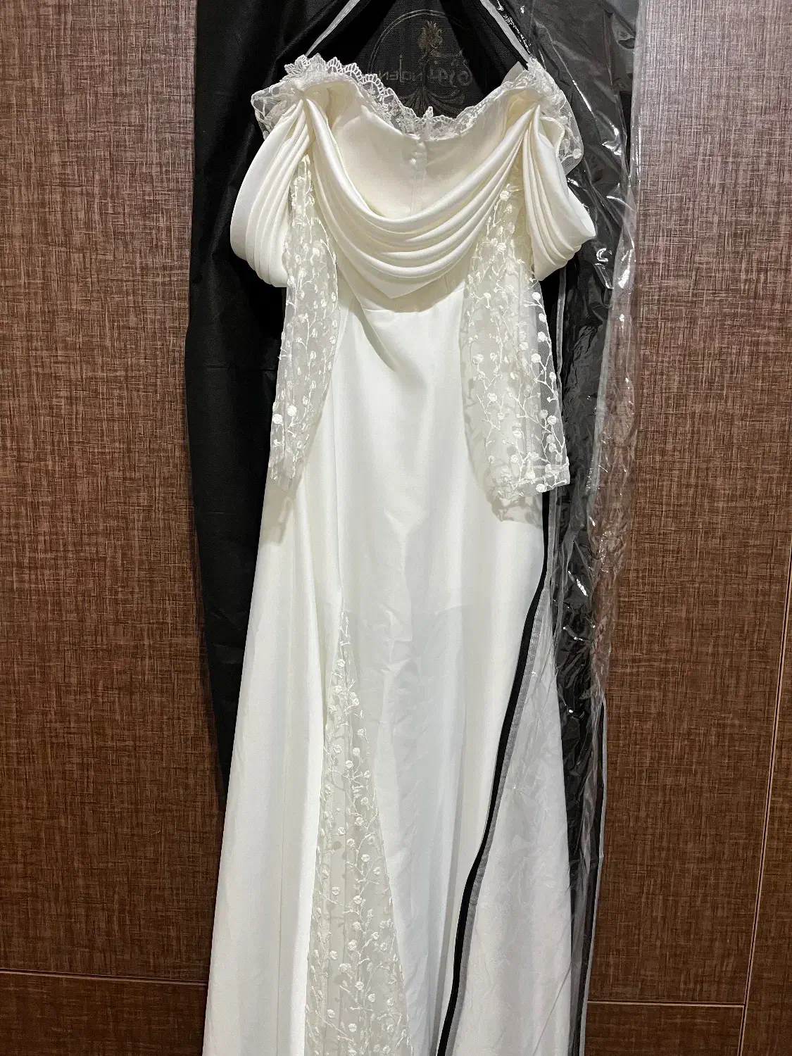 لباس عروس کاملا نو|لباس|پاکدشت, پاکدشت (مامازند)|دیوار