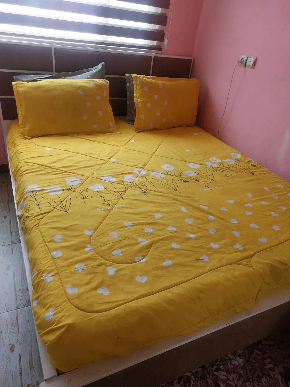 تخت دونفره|تشک تختخواب|مشهد, سرافرازان|دیوار