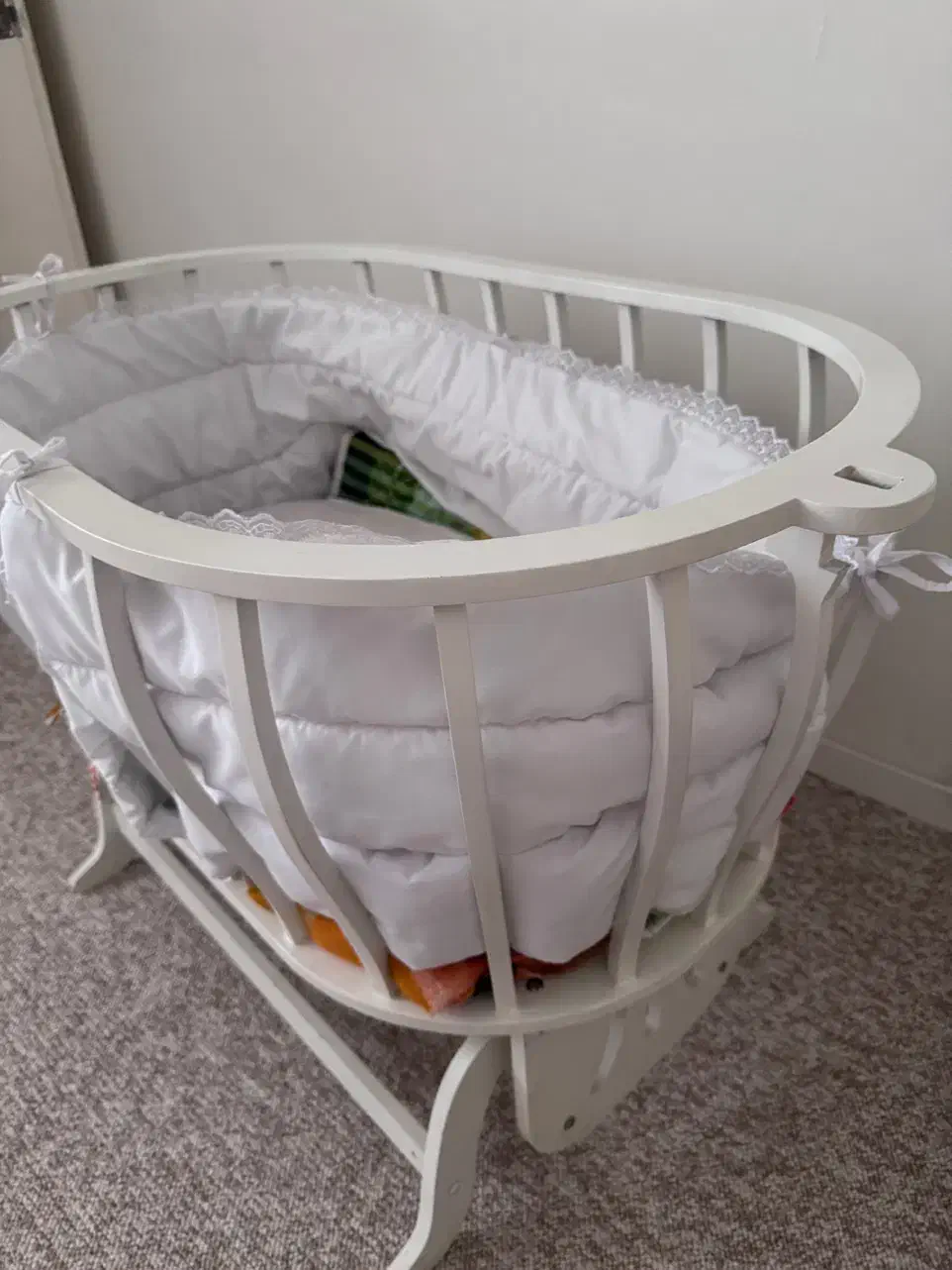 گهواره|تخت و صندلی بچه|جم, |دیوار