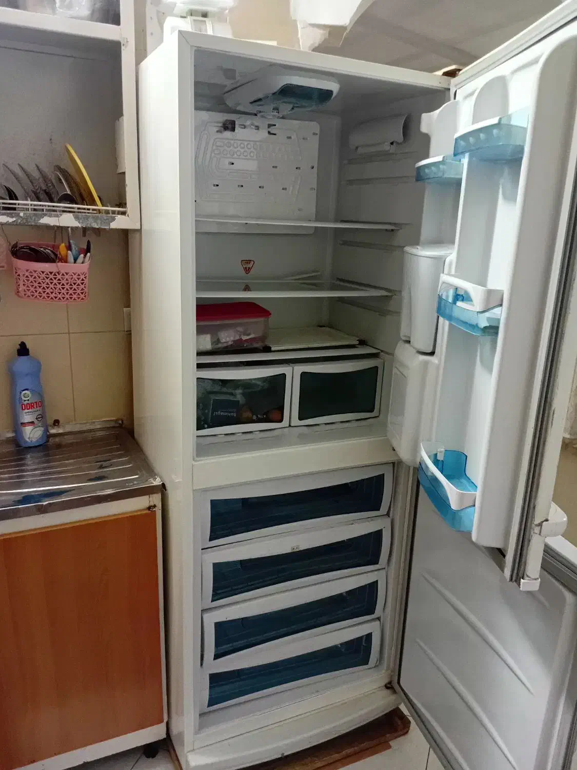 فروش یخچال.|یخچال و فریزر|سیرجان, |دیوار