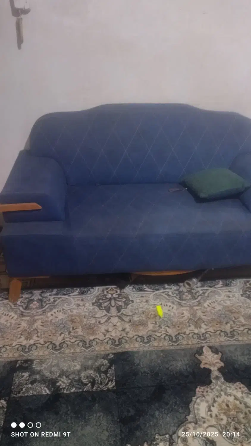 مبلمان درحد نو|مبلمان خانگی و میز عسلی|شیراز, کوشک میدان|دیوار