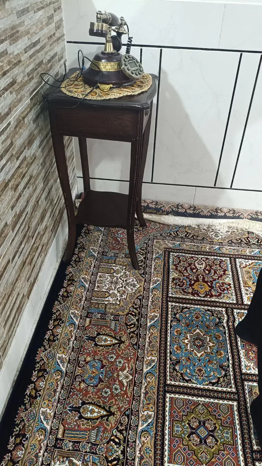 میزتلفن|میز تلفن|شهرکرد, |دیوار