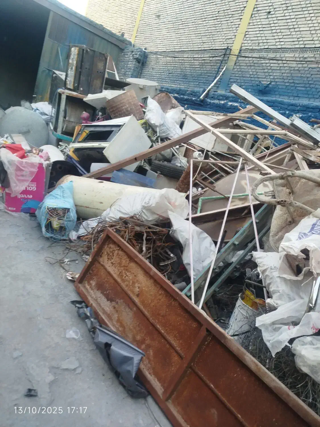 خرید انواع ضایعات تمامی نقاط اصفهان|خدمات پیشه و مهارت|اصفهان, مرداویج|دیوار