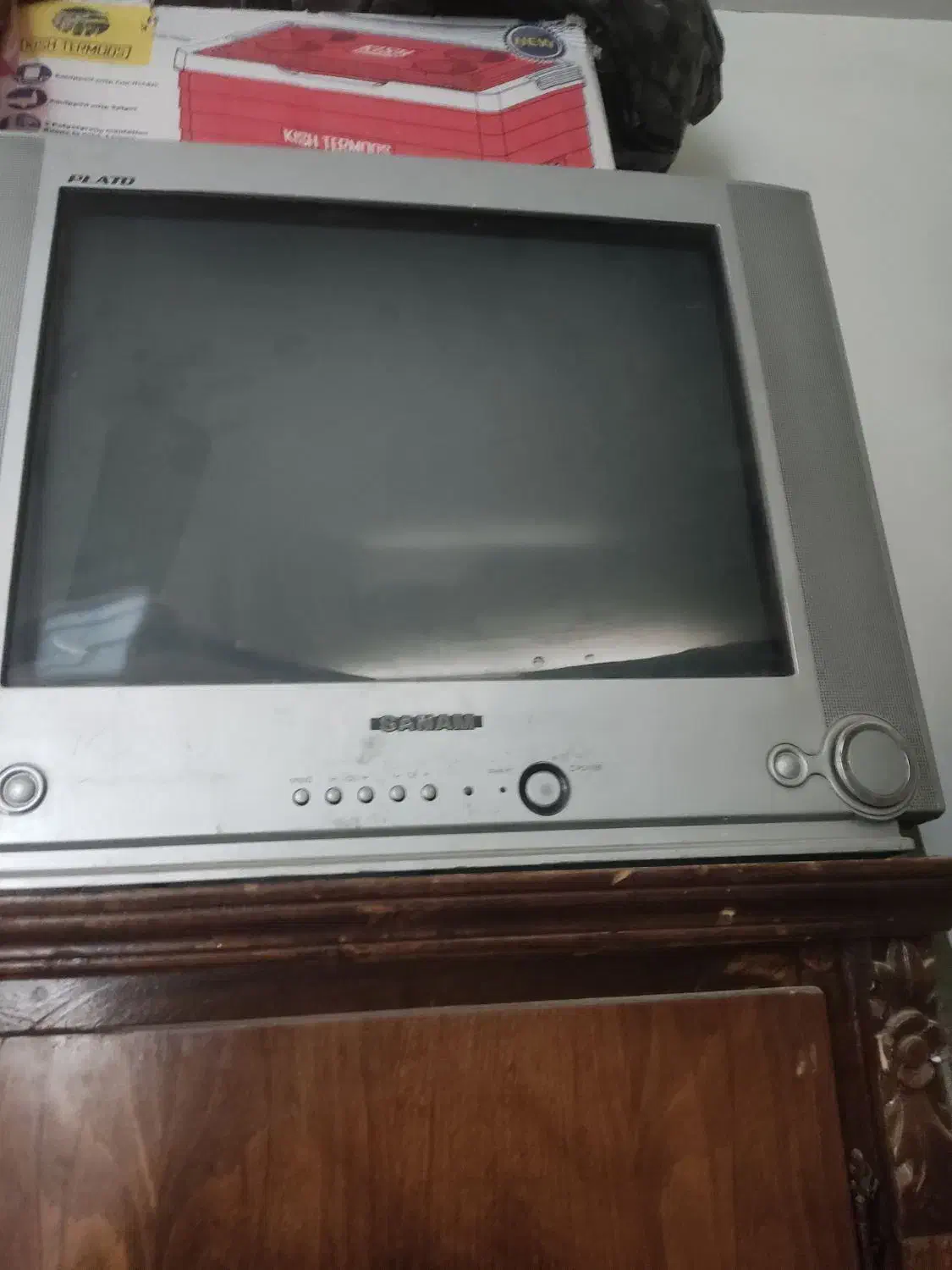 دو عدد تلویزیون ۲۱ اینچ سالم|تلویزیون و پروژکتور|شاهین‌شهر, گزبرخوار|دیوار