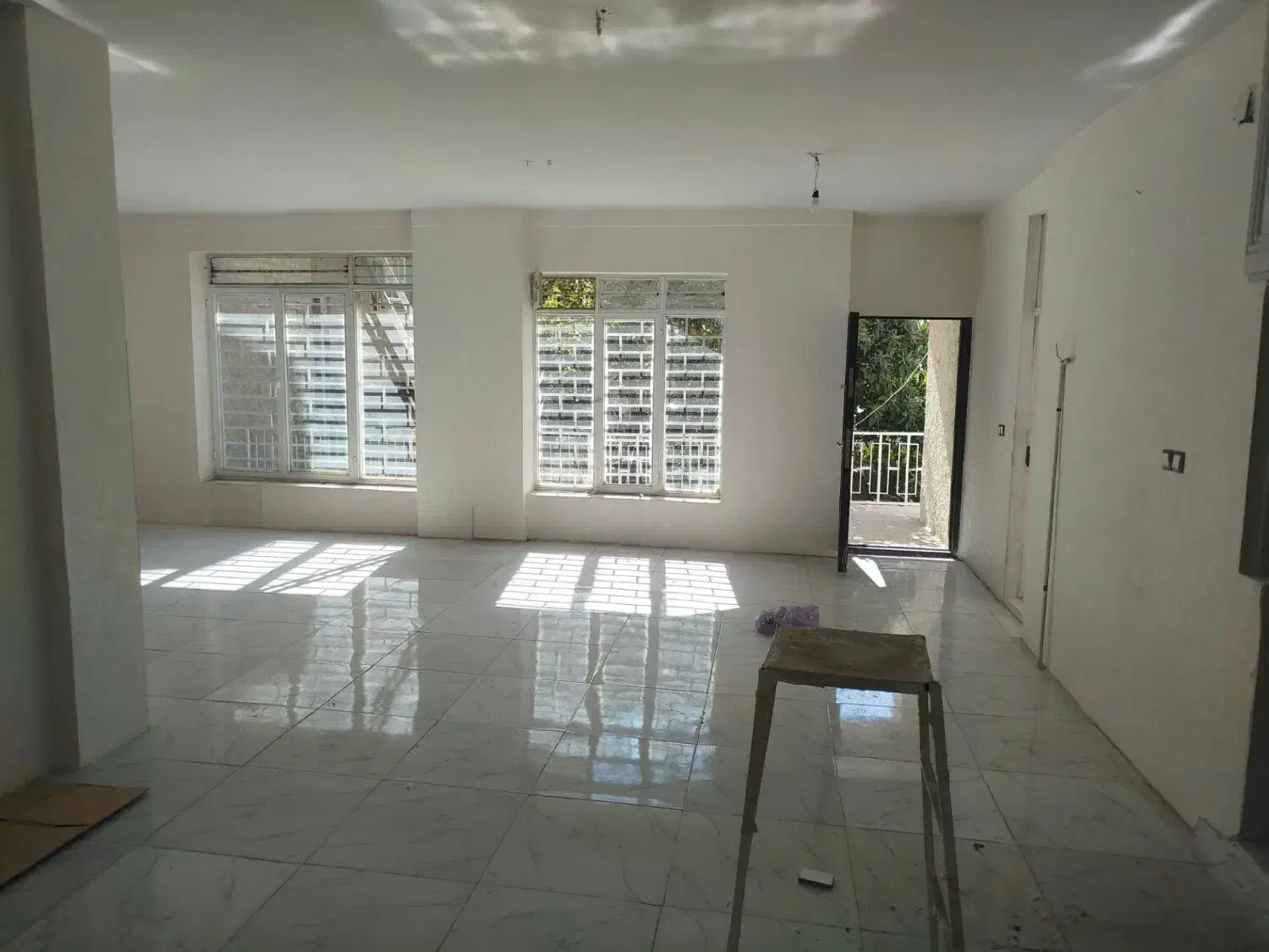 صد و ده متر مناسب سالن زیبایی یا دفتر کار ،مطهری|اجارهٔ دفتر کار، اتاق اداری، مطب|خرم‌آباد, |دیوار