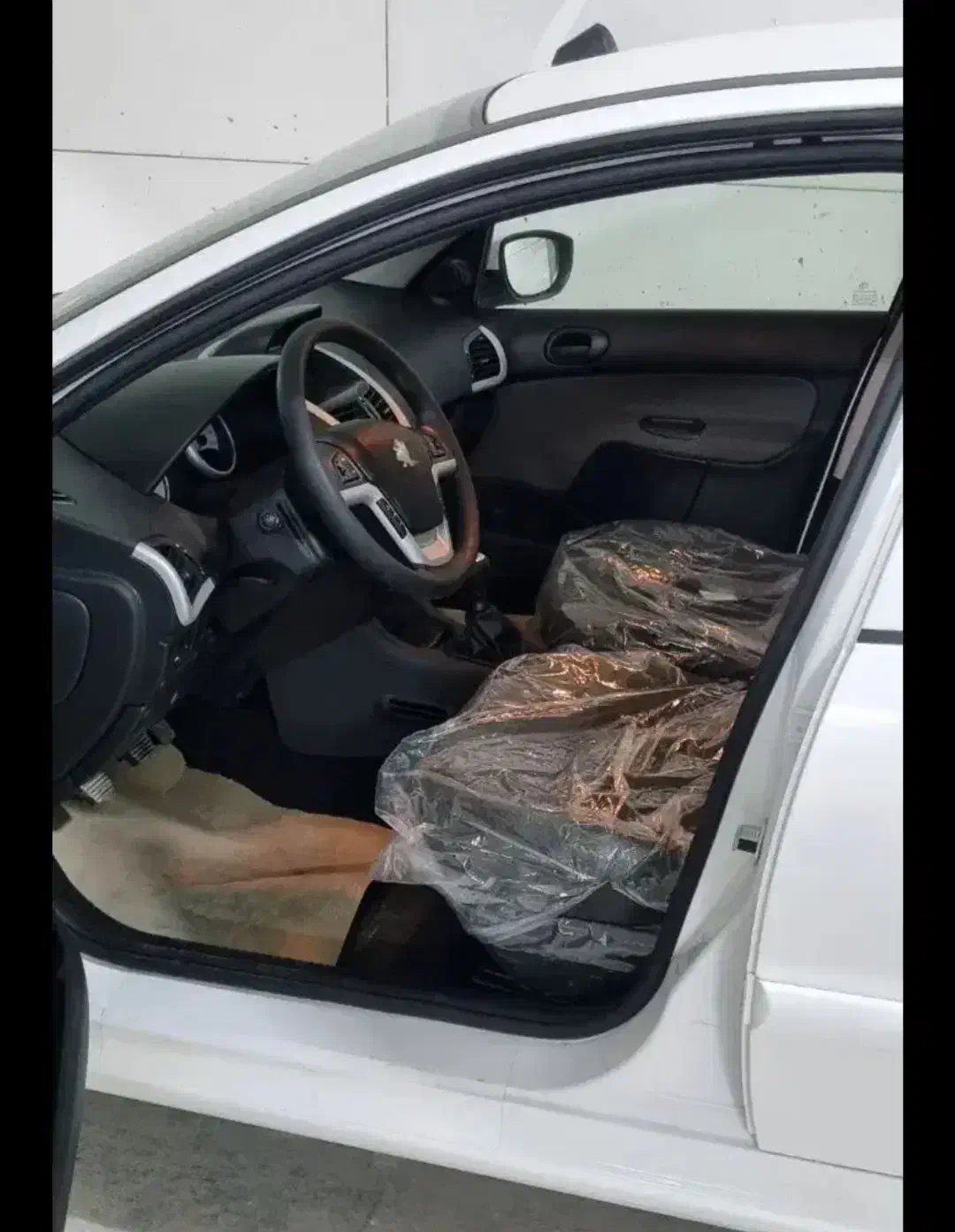 پژو 207iخشک tu5 دنده ای صفر استاندارد های 85گانه|خودرو سواری و وانت|لنجان, |دیوار