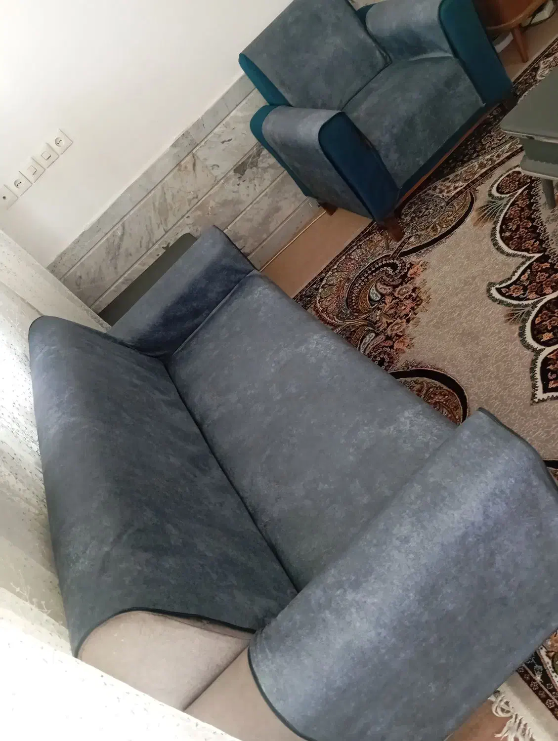 کاورمبل‌پارچه‌ای‌برای‌اولین‌بار‌در‌شیروان|مبلمان خانگی و میز عسلی|شیروان (خراسان), |دیوار