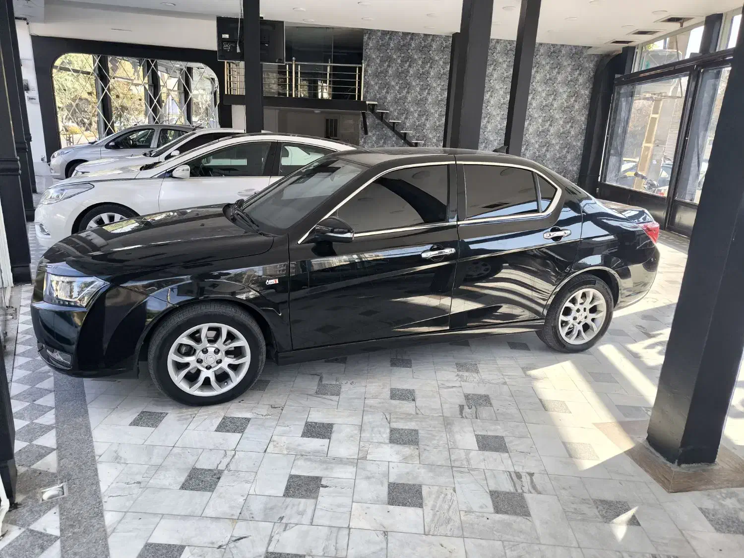 دنا+ پلاس اتومات مدل 1402|خودرو سواری و وانت|قم, تولید دارو و یخچال|دیوار