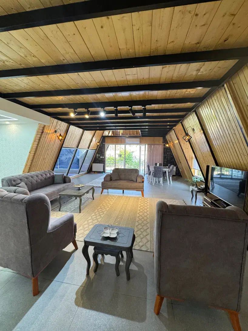 ویلا سوئدی استخردار۳خواب نوساز شیک|اجارهٔ کوتاه‌مدت ویلا و باغ|بندر انزلی, دهکده ساحلی|دیوار