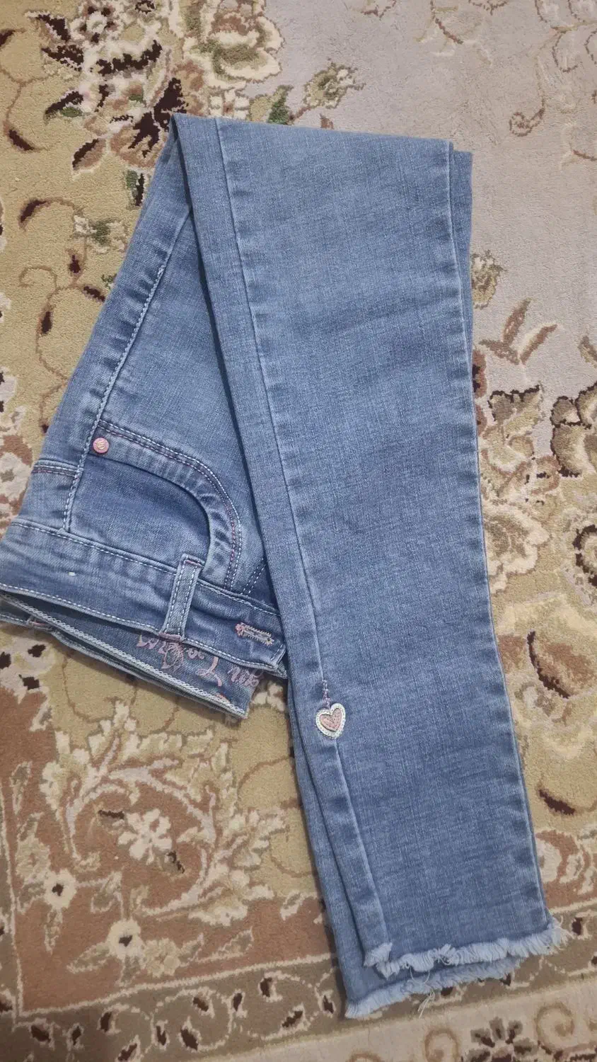 شلوار لی 8/9سال|کفش و لباس بچه|اهر, |دیوار