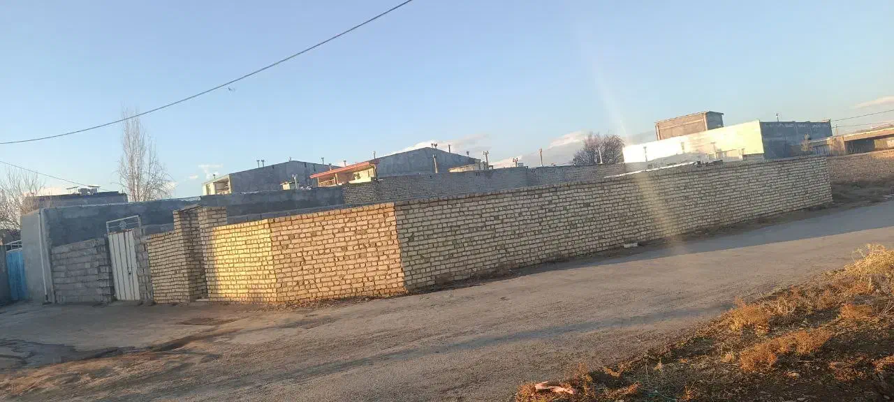 ملک مسکونی|فروش زمین و ملک کلنگی|گلپایگان, |دیوار
