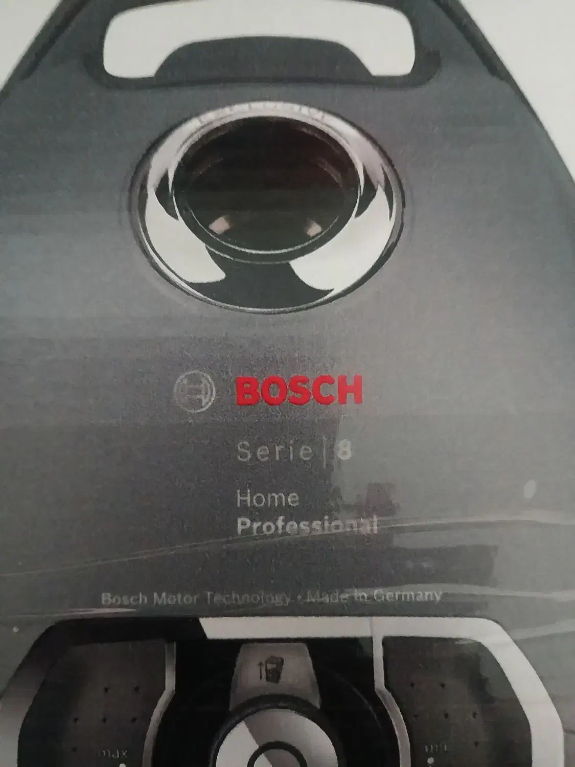 جاروبرقی بوش.اصل.آلمان.آکبند.مدل جدیدوفول|جاروبرقی، جارو شارژی، بخارشو|مرند, |دیوار