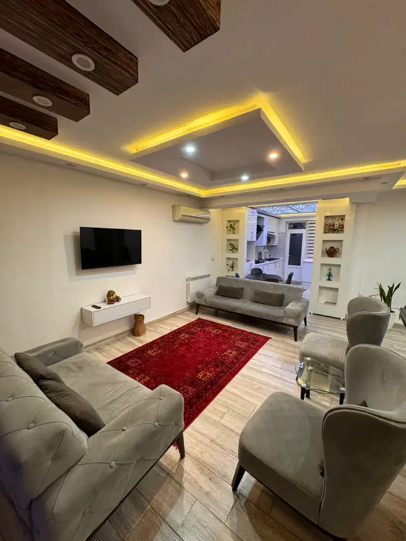 ویلا استخردار با جکوزی نورپردازی حرفه ای(مالک)|اجارهٔ کوتاه‌مدت ویلا و باغ|بندر انزلی, معلم|دیوار