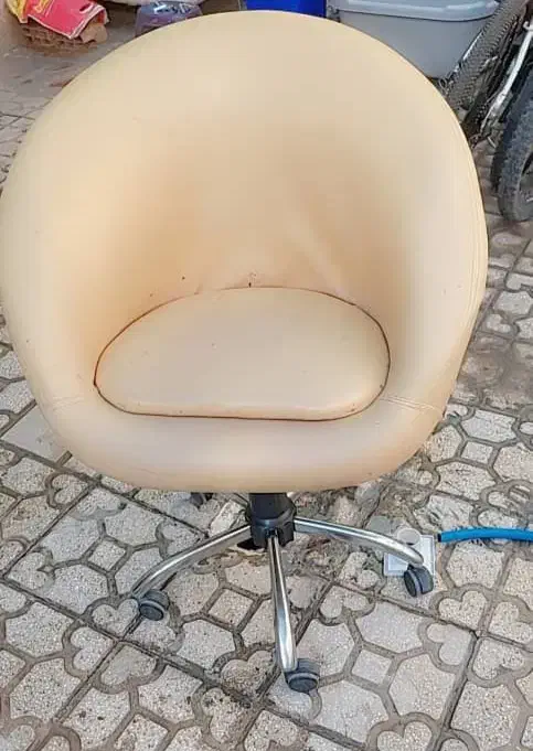 فروش دکور آرایشگاه زنانه|آرایشگاه و سالن‌های زیبایی|شیراز, کوزه گری|دیوار