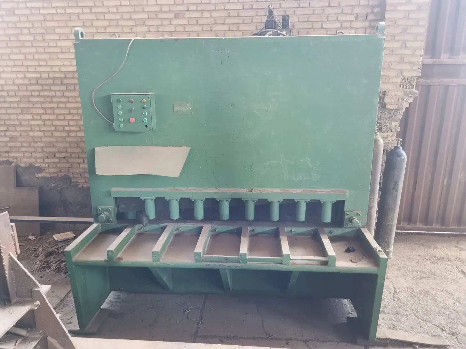 فروش گیوتین|ماشینآلات صنعتی|تهران, منیریه|دیوار