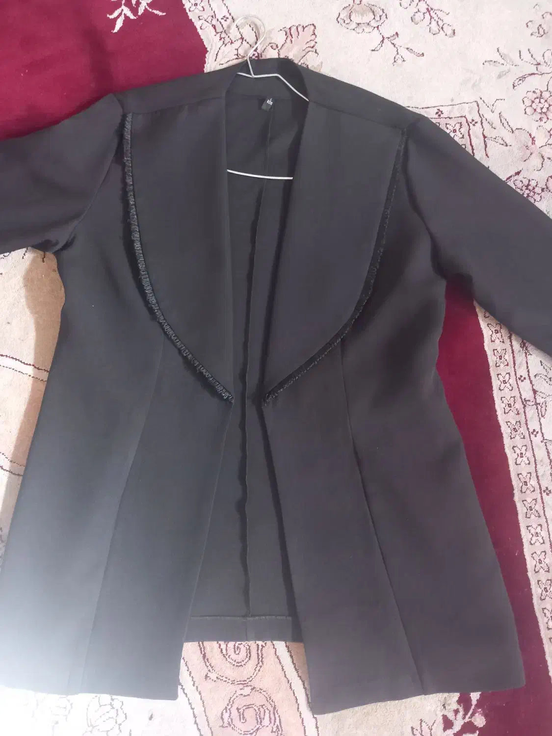 سرهمی و کت|لباس|کاشان, ولیعصر|دیوار