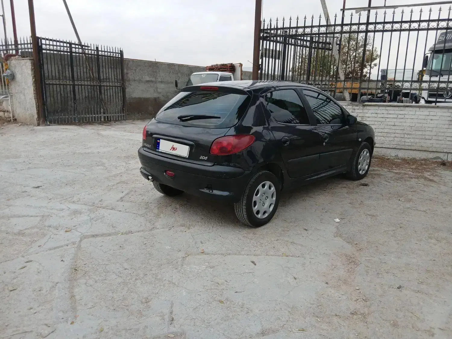 پژو ۲۰۶ تیپ ۴ اتومات|خودرو سواری و وانت|قدس, شهر‌قدس|دیوار