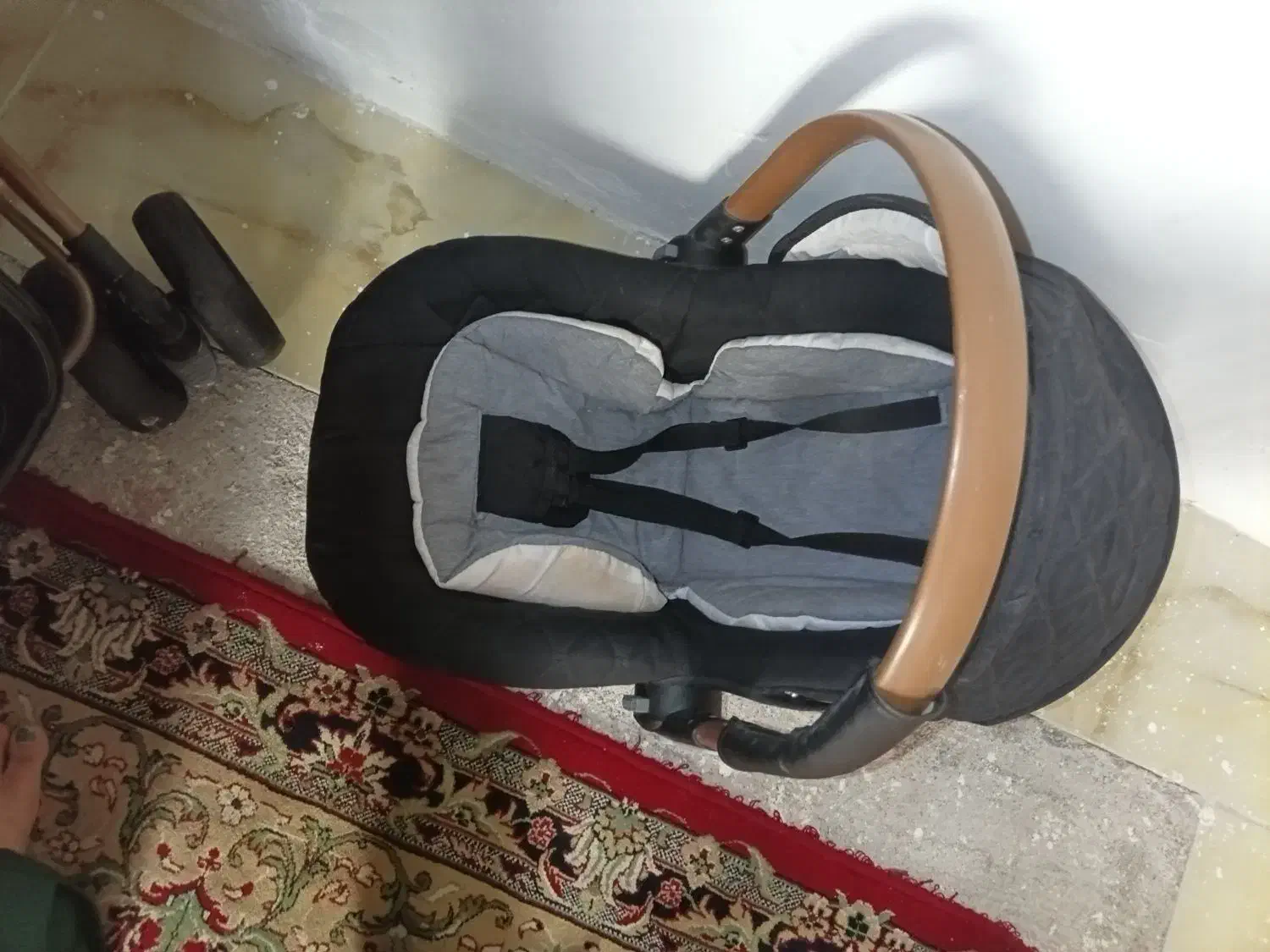 کریر|کالسکه و لوازم جانبی|گرگان, |دیوار