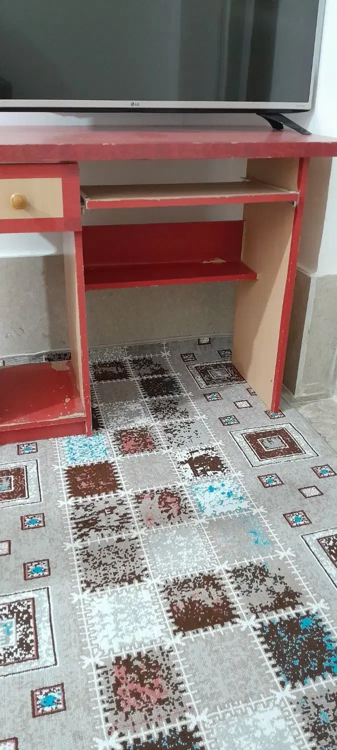 میز کامپیوتر در حدنو|میز تحریر و کامپیوتر|اردبیل, |دیوار