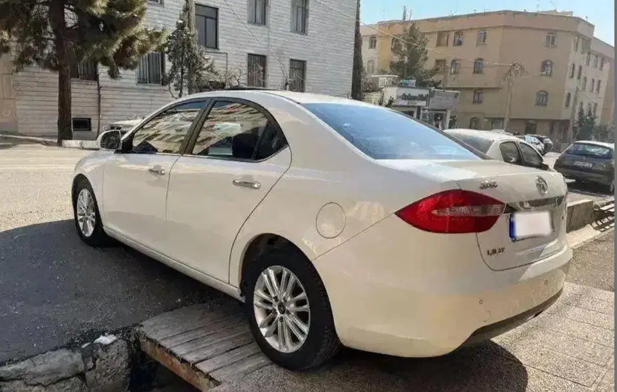 Jac j5|خودرو سواری و وانت|اراک, |دیوار