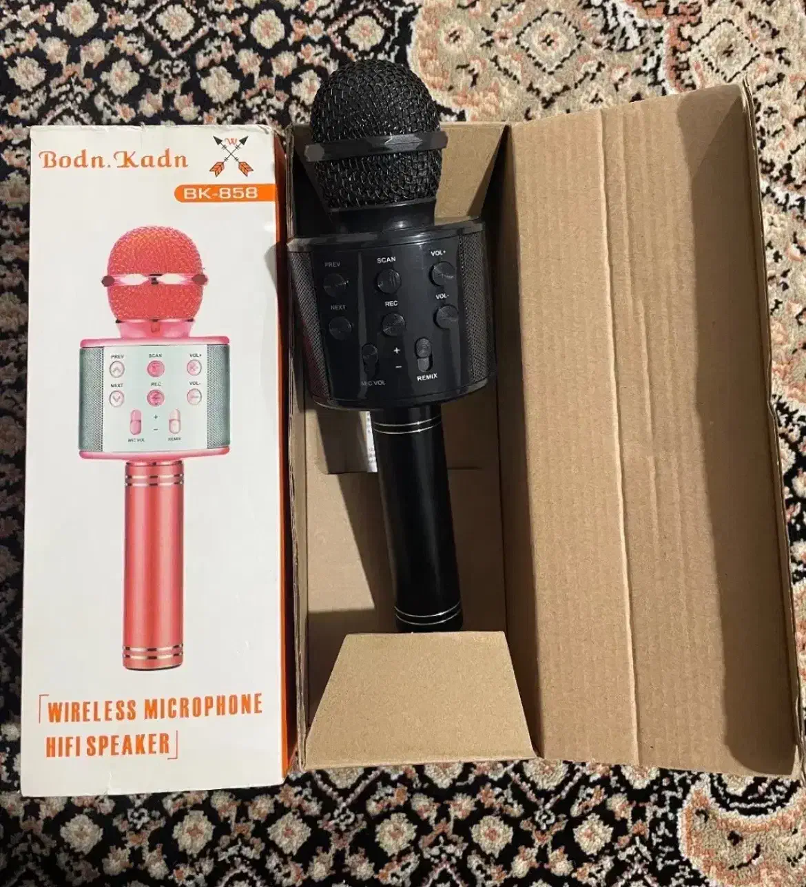 اسپیکر میکروفنی|پخش‌کننده همراه|خوی, |دیوار