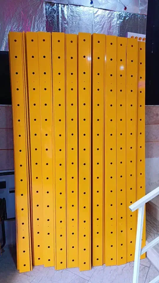 پخش لاسوگاسی|لامپ و چراغ|اندیشه, اندیشه فاز ۳|دیوار