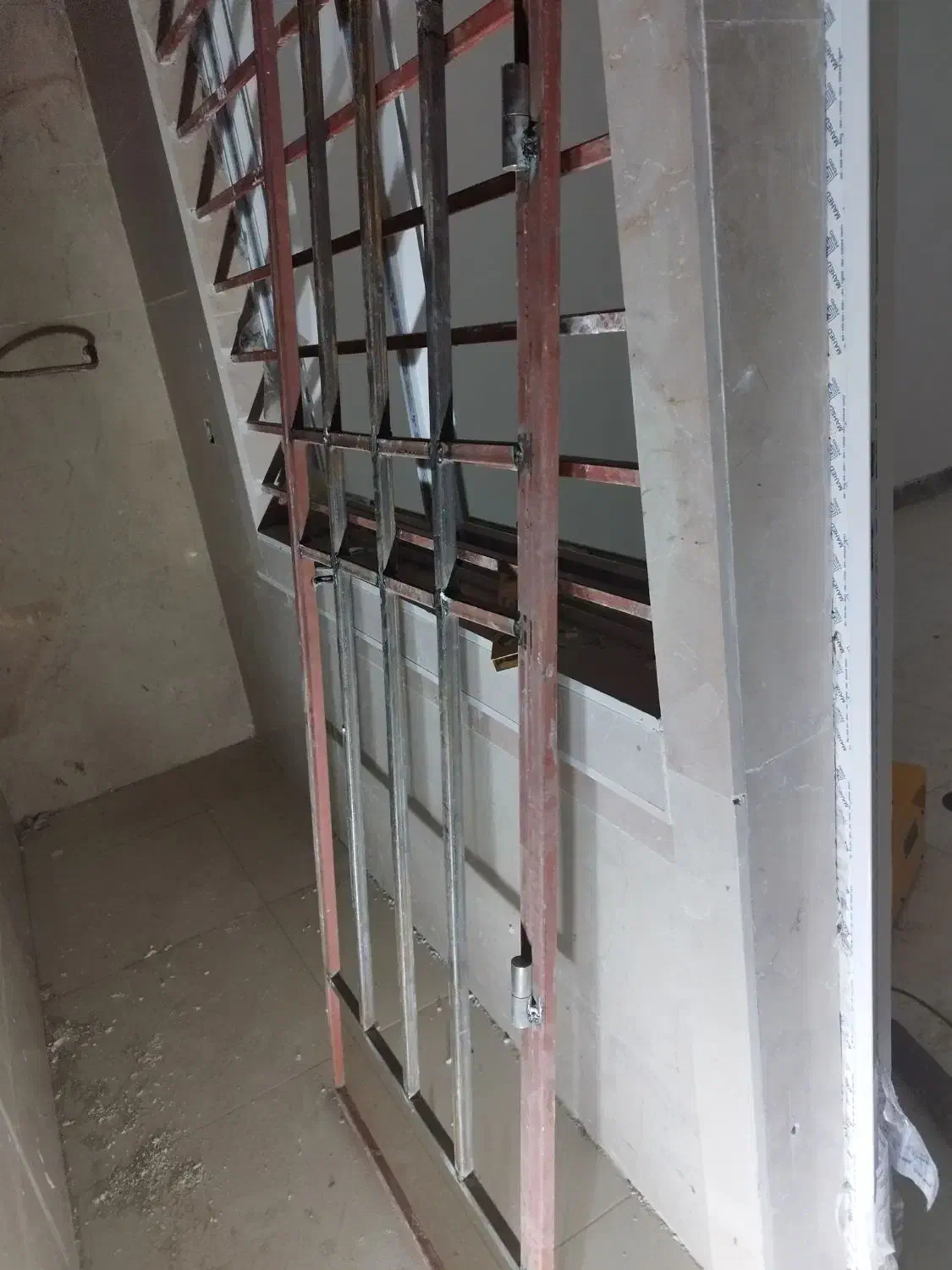 جوشکاری سیار سرتاسر اهواز سایبان حفاظ درب پنجره.|خدمات پیشه و مهارت|اهواز, گلستان|دیوار