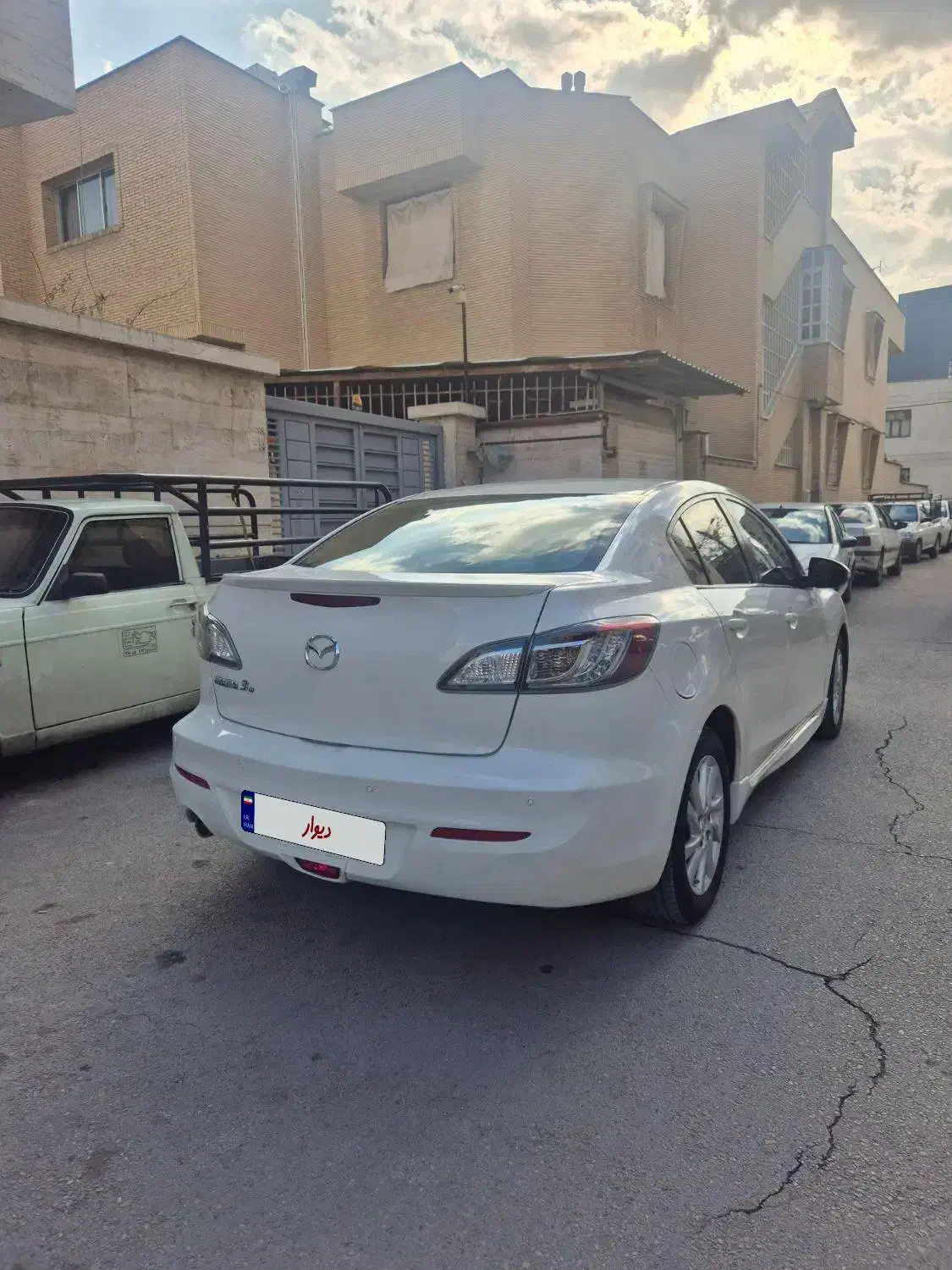 مزدا 3 نیو مدل 1396 فابریک|خودرو سواری و وانت|شیراز, ارم|دیوار