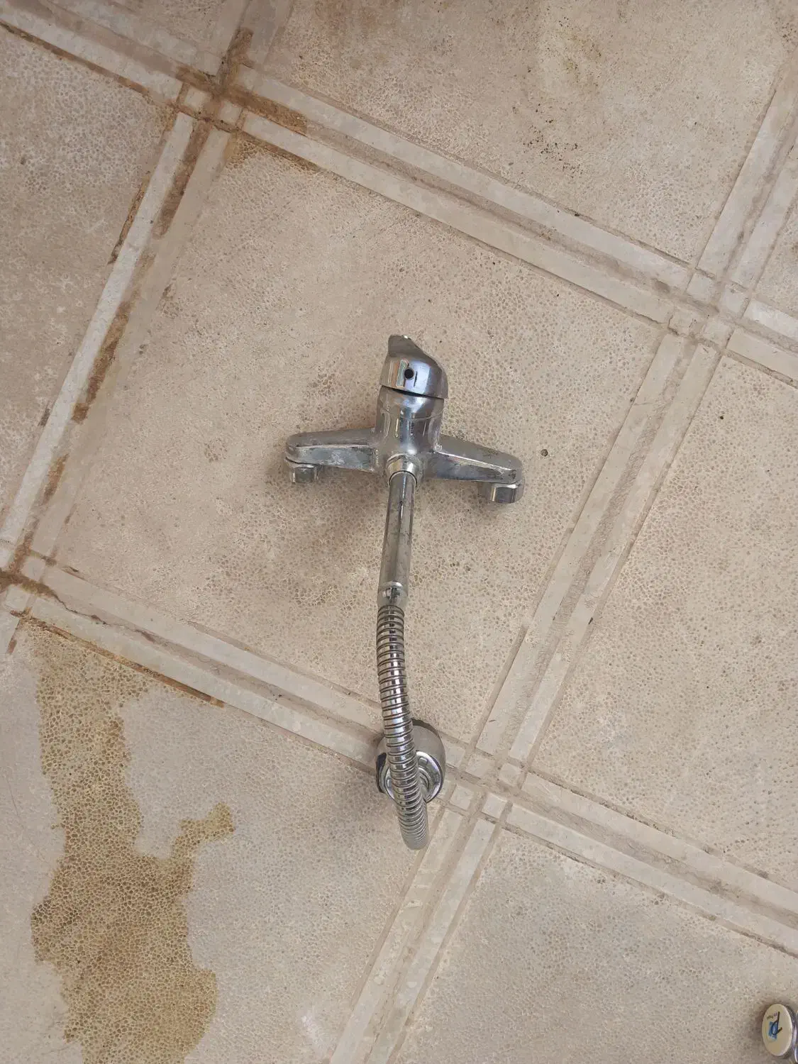 سه عدد شیر یکیش اهرمی دوتاش ساده فروخته می‌شود|مصالح و تجهیزات ساختمان|دلبران, |دیوار