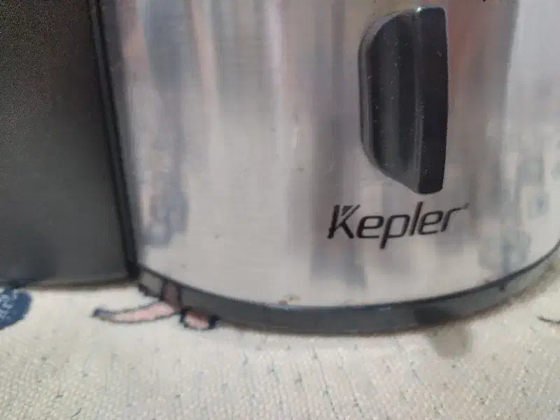 آبمیوه گیری|آبمیوهگیر و آبمرکباتگیر|قم, دروازه ری|دیوار